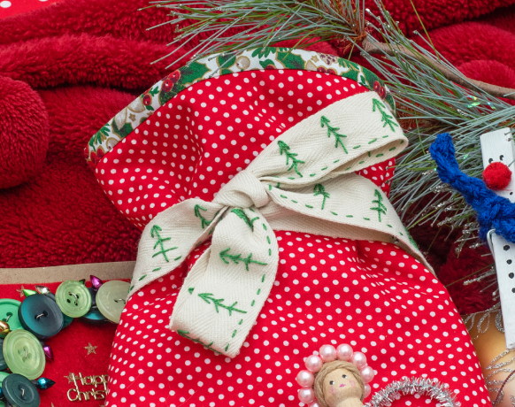 DMC Perle 8 700 Christmas Green