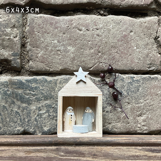 Tiny Nativity decoration