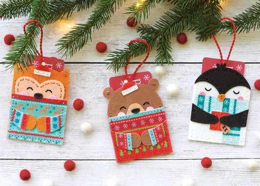 Christmas Hugs Felt Applique Kit - Credit Card Holders