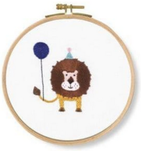 DMC Grr! Lion Printed Embroidery Kit